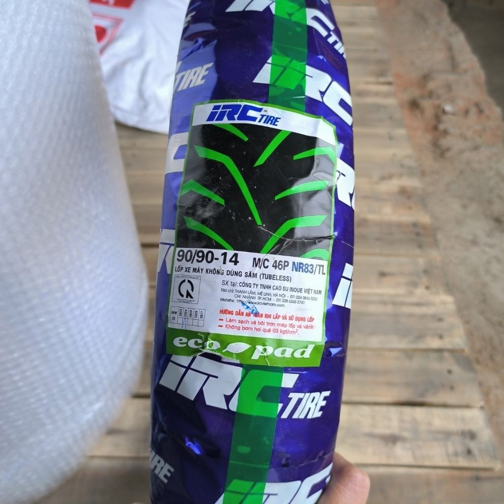 Lốp không săm IRC xe Air Blade 125, Vision sau 90/90-14 4 Lốp không săm IRC xe Air Blade 125, Vision sau 90/90-14 - Ảnh 4
