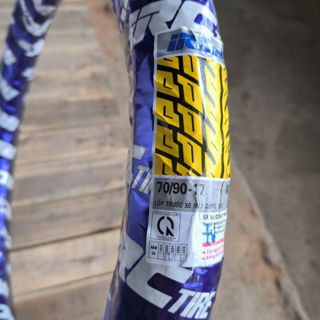 Lốp IRC xe Honda Future II, wave RSX bánh trước 70/90-17 1 Lốp IRC xe Honda Future II, wave RSX bánh trước 70/90-17