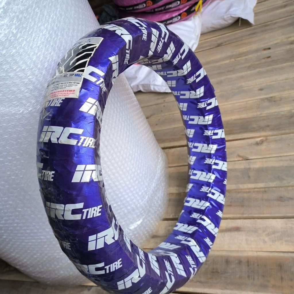 Lốp IRC xe Air Blade 125, Vision trước không săm 80/90-14 3 Lốp IRC xe Air Blade 125, Vision trước không săm 80/90-14 - Ảnh 3