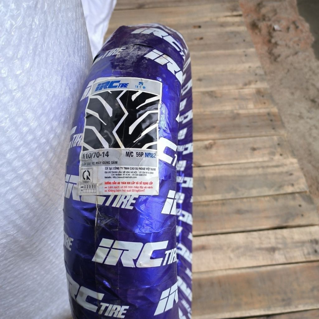 Lốp IRC xe Air Blade 125, Vision trước không săm 80/90-14 2 Lốp IRC xe Air Blade 125, Vision trước không săm 80/90-14 - Ảnh 2