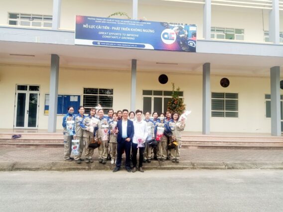QMC – Lớp học nữ thợ hàn, khi Phụ nữ là những thợ hàn giỏi 2 photo 1 2024 03 09 15 09 16 568x426 1