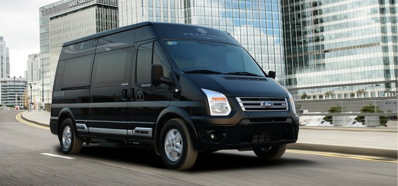 Ford Transit Dcar Limousine thang long ford