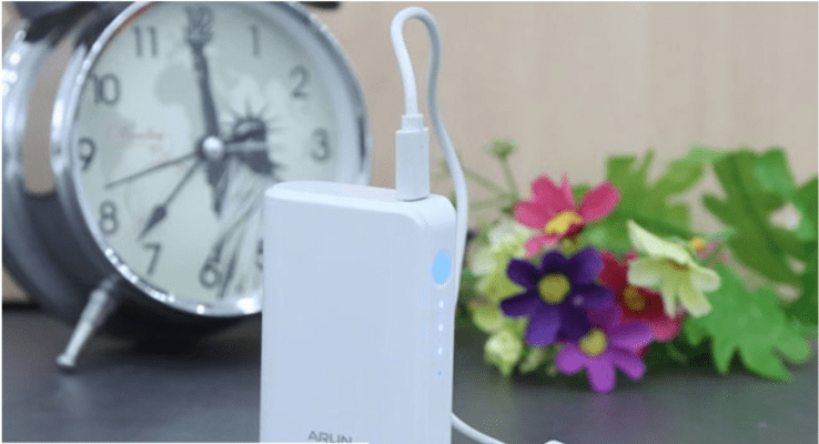 [GIẢI ĐÁP] Sạc Pin Dự Phòng Có Được Mang Lên Máy Bay ?