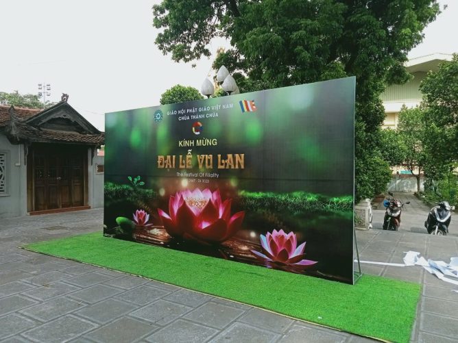 In Bạt Backdrop Chuyên Nghiệp Nâng Tầm Sự Kiện, Ghi Dấu Ấn Cùng IN BC 1 In bạt backdrop chuyên nghiệp là dịch vụ in ấn chất lượng cao, đáp ứng nhu cầu tổ chức sự kiện, hội nghị, lễ khai trương, triển lãm, chụp hình…