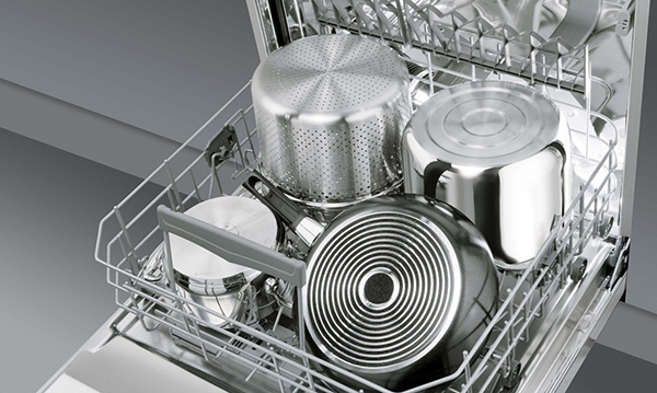 Cách xếp nồi, chảo, nắp nồi 