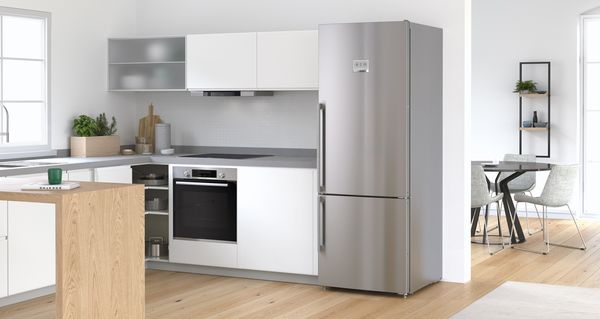 Để tủ lạnh cách xa tường
