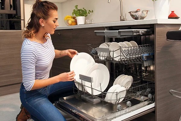 Kích thước các dòng máy rửa bát Bosch phổ biến hiện nay 9 Gia đình trên 5 người chọn kích thước nào ?