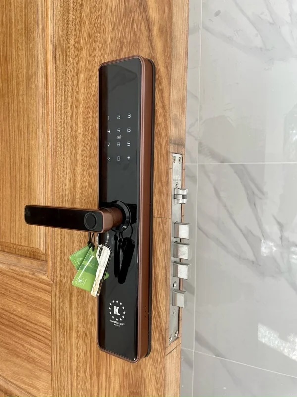 Khóa cửa thẻ từ thương hiệu Kassler