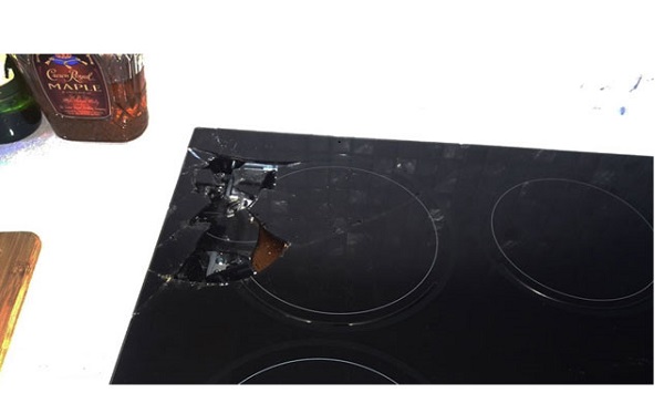 Thay mặt kính bếp từ Bosch 3 Thay mặt kính bếp từ Bosch uy tín