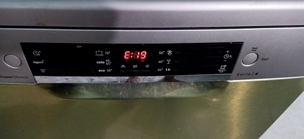 Các lỗi máy rửa bát bosch thường gặp. 4 Mã lỗi E19 máy rửa bát Bosch