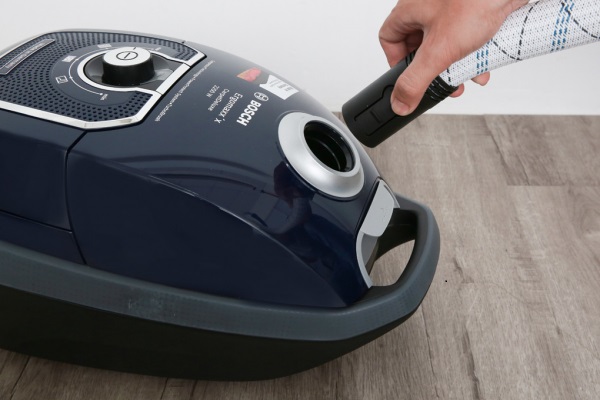 Mua máy hút bụi Bosch giá rẻ, chính hãng 4 Cách sử dụng máy hút bụi Bosch dễ dàng.