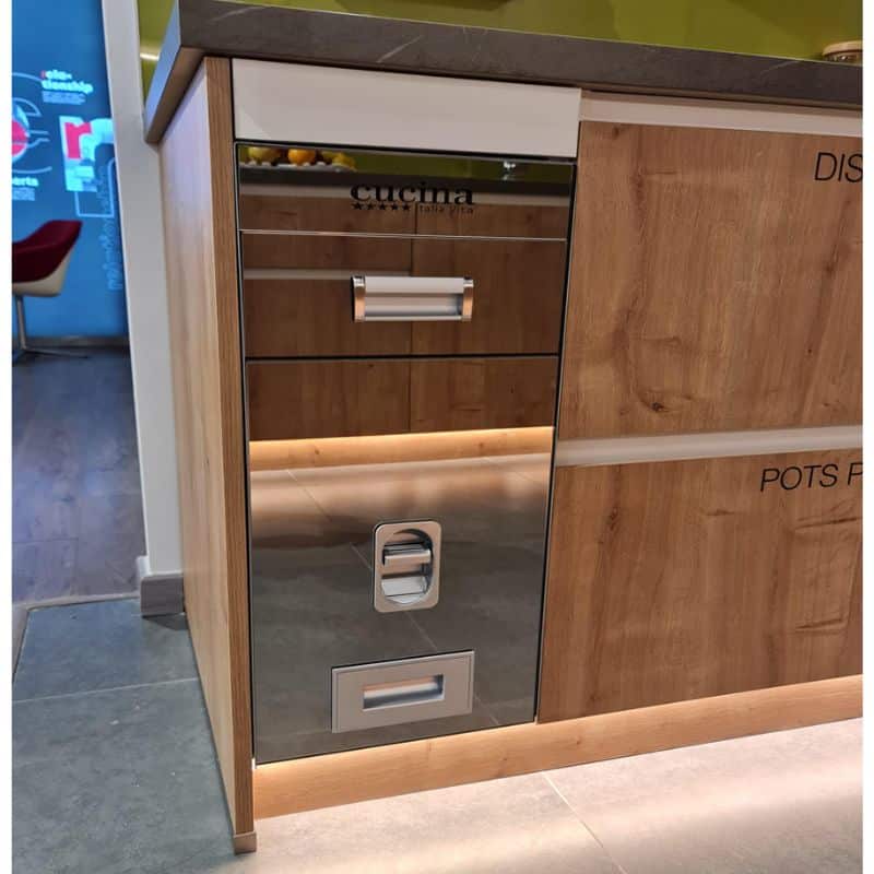 Lắp đặt thùng gạo gắn cánh CUCINA SPINTO 549.32.759 Lắp đặt thùng gạo gắn cánh CUCINA SPINTO 549.32.759