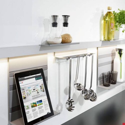 Thanh nhôm gắn tường dài 1200mm Hafele 521.00.012 3 Hình ảnh thanh nhôm gắn tường dài 1200mm Hafele 521.00.012