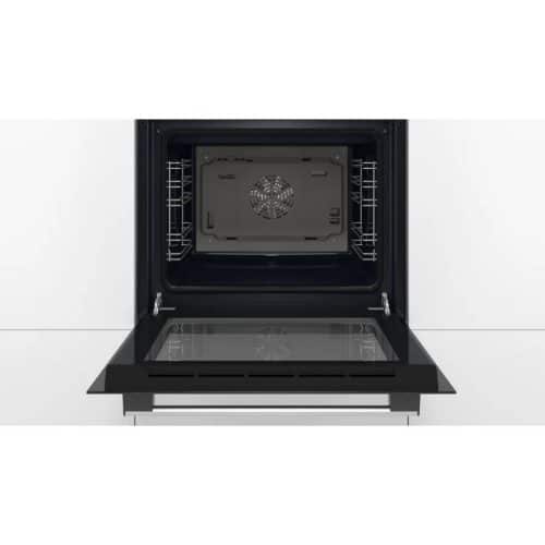 Bên trong lò nướng Bosch HBF133BS0A