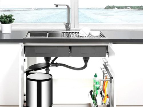 Ảnh thực tế thùng rác tròn gắn cánh tủ bếp BossEU BS108R