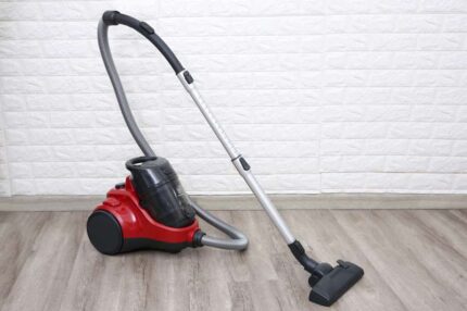 Máy hút bụi Electrolux EC41-6CR 3 electrolux ec41 6cr 3