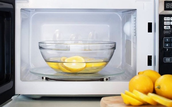 HƯỚNG DẪN CÁCH VỆ SINH LÒ NƯỚNG ĐÚNG CHUẨN VÀ HIỆU QUẢ TẠI NHÀ 5 Cách vệ sinh lò nướng bằng các chất tẩy rửa tự nhiên