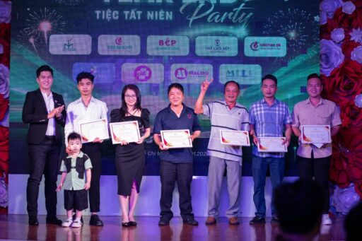 Vinh danh những cá nhân xuất sắc 2024 khu vực miền Nam Vinh danh những cá nhân xuất sắc 2024 khu vực miền Nam