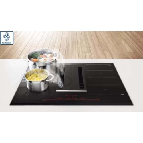 Hoạt động của bếp từ 4 vùng nấu kết hợp hút mùi Bosch PXX875D67E
