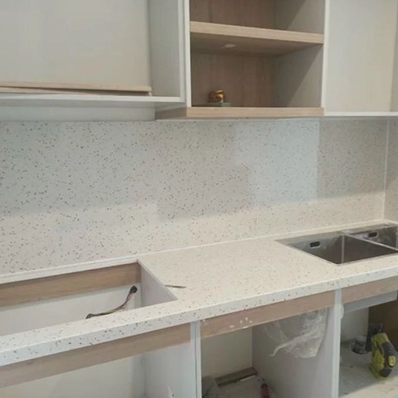Đá bàn bếp nhân tạo Tezaro hạt vàng Đá bàn bếp nhân tạo Tezaro hạt vàng