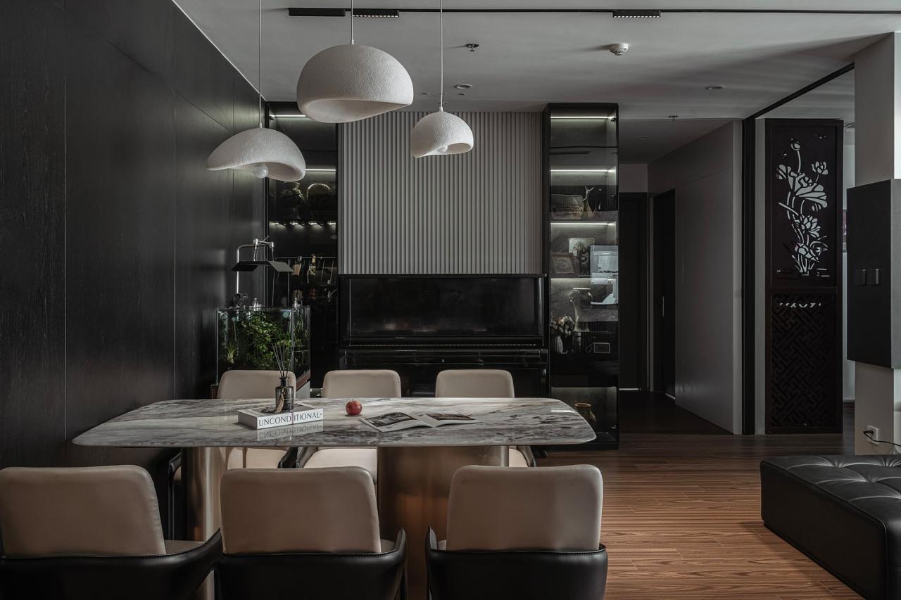 CĂN HỘ MONOCHROME ĐỘC ĐÁO 115M2 6 Công trình thực tế ứng dụng vật liệu Gỗ An Cường được thiết kế & thi công bởi BYZAN