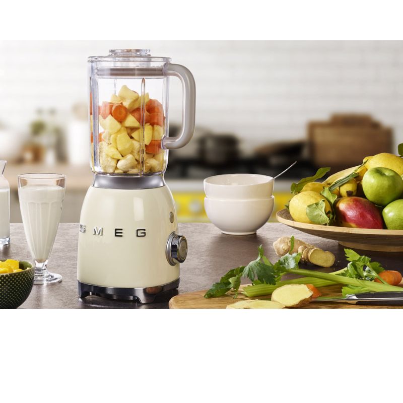 Ảnh máy xay sinh tố Smeg BLF01CREU màu kem Ảnh máy xay sinh tố Smeg BLF01CREU màu kem