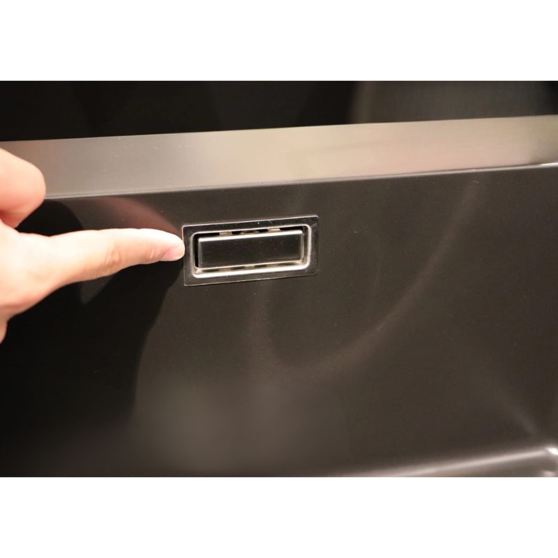 NERO G-45040 yên tâm với lỗ thoát chống tràn NERO G-45040 yên tâm với lỗ thoát chống tràn