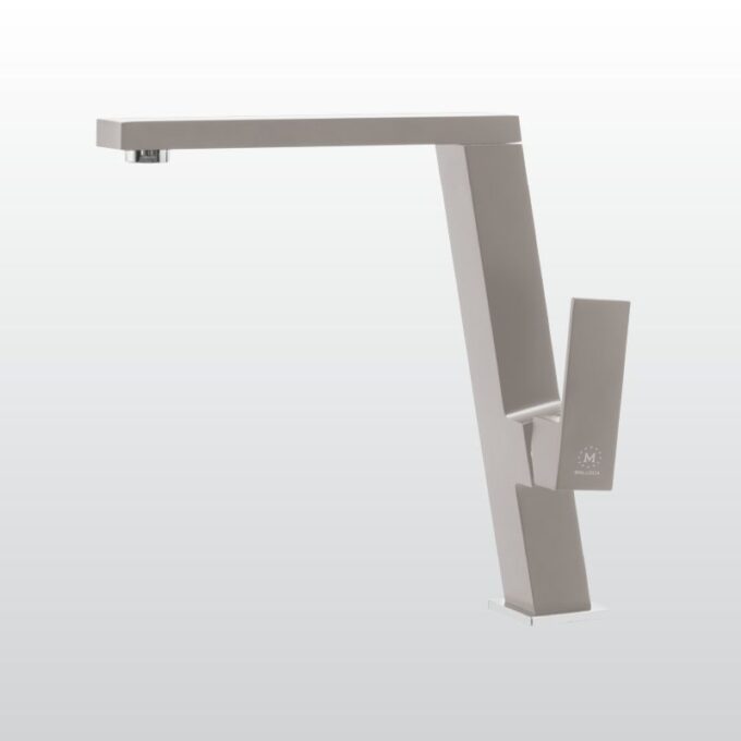 Vòi rửa bát nóng lạnh Malloca K131CR
