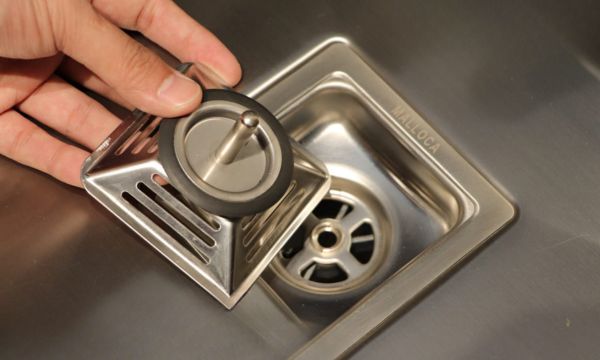Chậu rửa chén Inox Malloca MS 6306T 12 MS 6306T bộ xả ngăn mùi hiệu quả