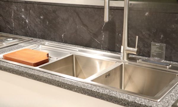 MS 8817 N thiết kế đẹp mắt