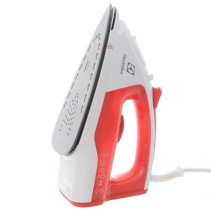 Bàn ủi hơi nước Electrolux ESI5116 5 Bàn ủi hơi nước Electrolux ESI5116 - Ảnh 3