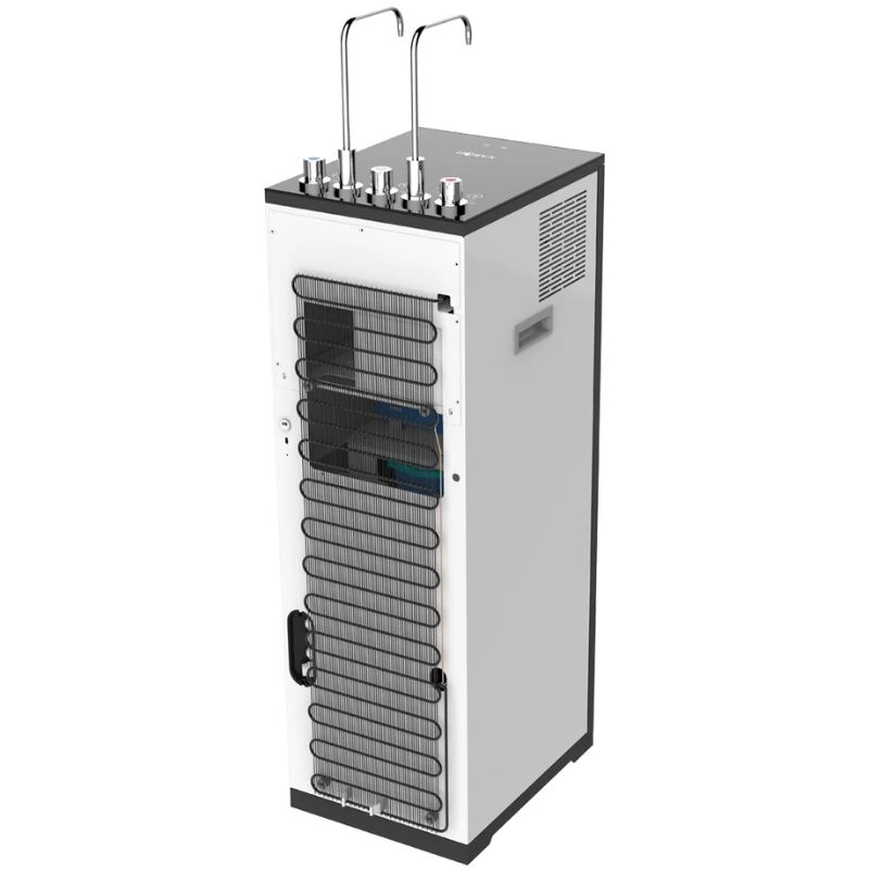 Máy lọc nước Karofi KAD-M28 5 Phía sau máy lọc nước Karofi KAD-M28