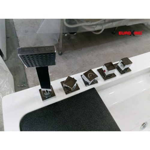 Bồn tắm massage EuroKing EU-1102B 8 Hình ảnh bồn tắm massage EuroKing EU-1102B