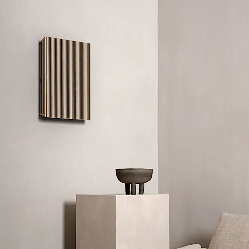 Loa Bluetooth B&O Beosound Level Gold 5 Hình Ảnh Loa Bluetooth B&O Beosound Level Gold