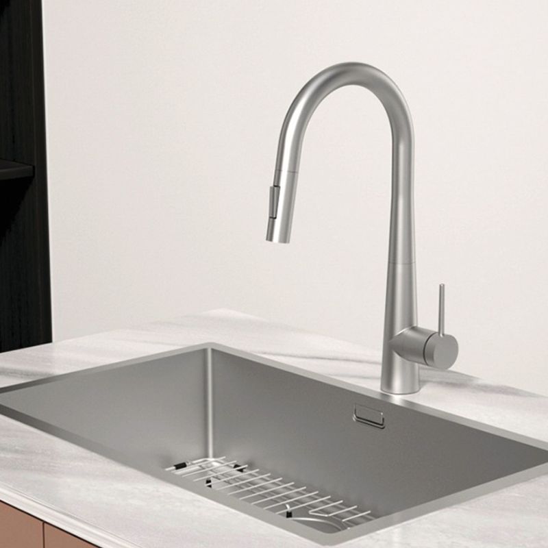 Vòi rửa bát Hafele HT24-SH1P417-BR 570.85.041 có dây rút 4 Hình ảnh vòi rửa bát Hafele HT24-SH1P417-BR 570.85.041 có dây rút