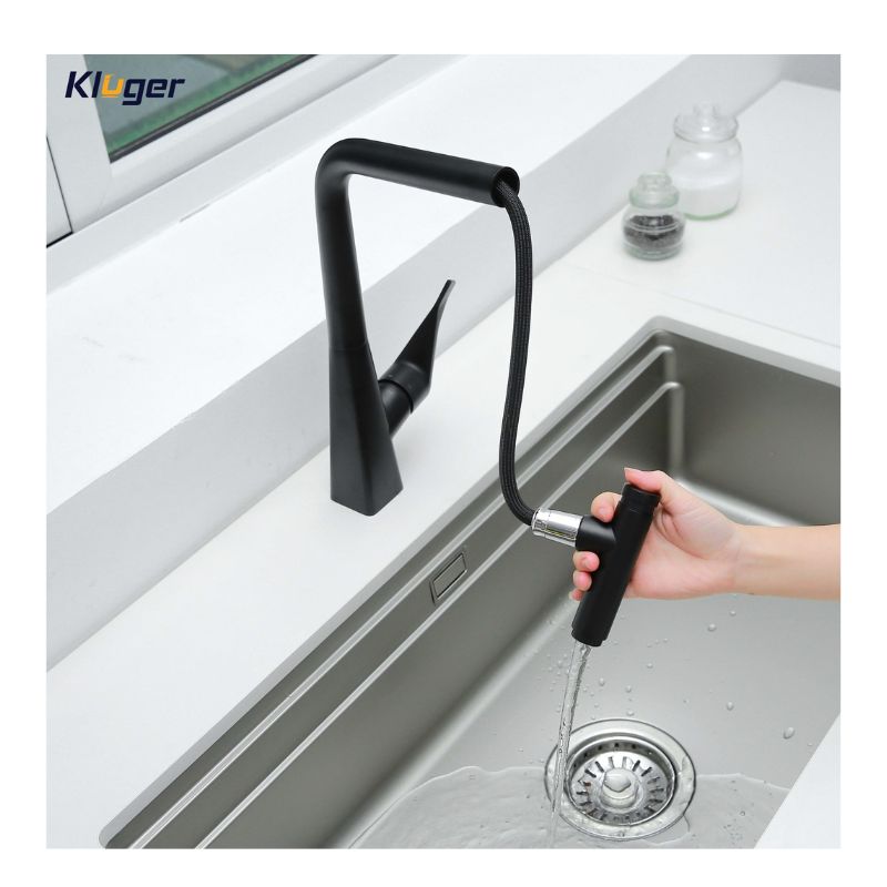 Vòi rửa bát nóng lạnh Kluger KLF0016B có dây rút 8 Ảnh vòi Kluger KLF0016B có dây rút