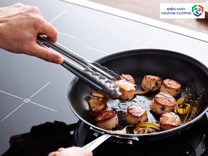 Bếp từ GrandX GX IP676SE 12 Sử dụng chế độ chiên rán Frying