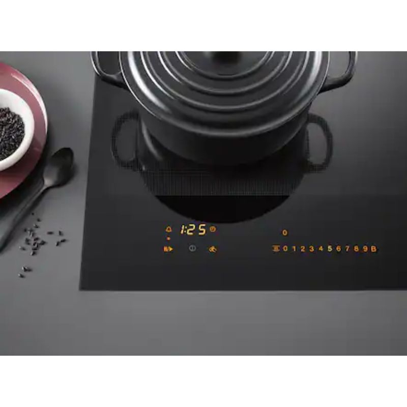 Bếp từ Miele 4 vùng nấu KM 7574 FL lắp âm 4 Ảnh bếp từ Miele 4 vùng nấu KM 7574 FL lắp âm