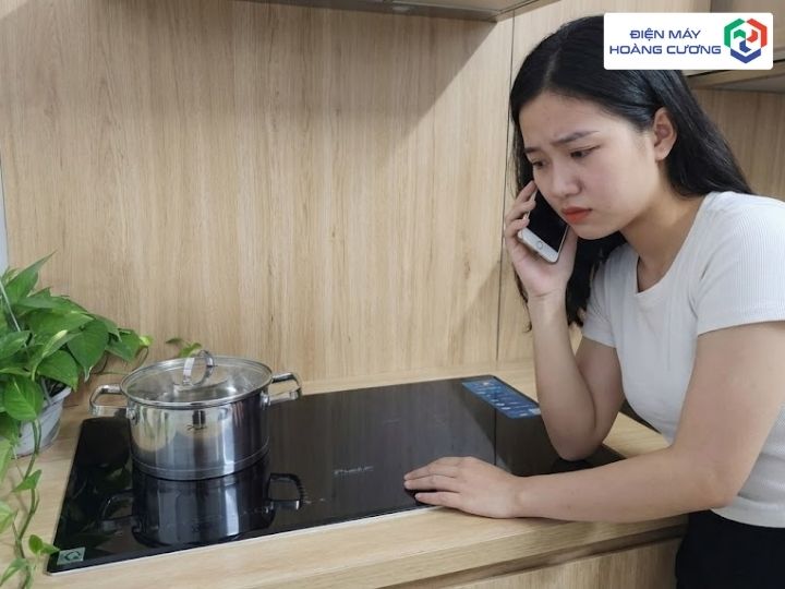 bếp từ đột nhiên không lên nguồn