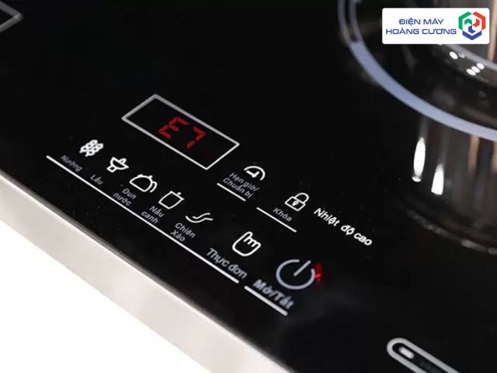 Bếp từ Bosch báo lỗi E: 12 mã lỗi và cách khắc phục chi tiết nhất 12 Mã lỗi E7 trên bếp từ bosch