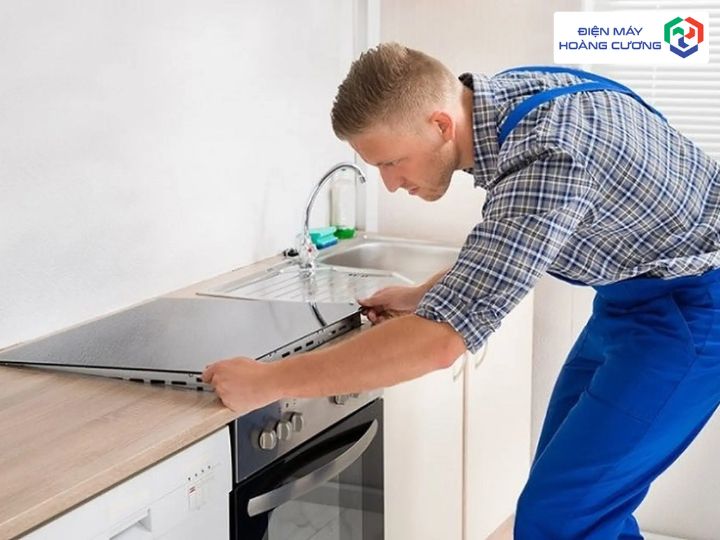 Lắp đặt bếp từ Malloca âm