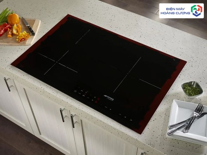 Top 5 Bếp Từ Smeg Nhập Khẩu Ý 10 Vệ sinh mặt kính Eclipse