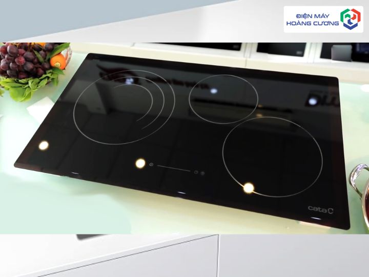 Bếp từ cata 3 vùng nấu