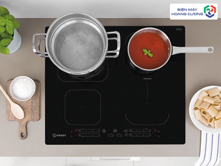 Đánh Giá Bếp Từ Indesit: Giải Mã Thương Hiệu Ý & Top 3 Mẫu Đáng Mua Nhất 4 giao diện điều khiển dễ thao tác