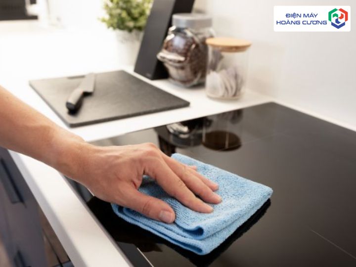 vệ sinh bếp từ Junger đúng cách