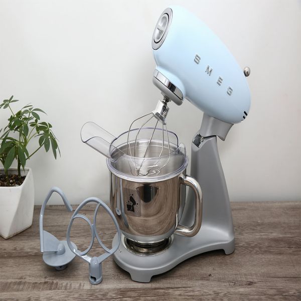 Máy Trộn Đa Năng Smeg SMF02PBEU 535.43.608 3 Máy Trộn Đa Năng Smeg SMF02PBEU 535.43.608