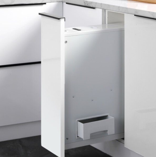 Thùng đựng gạo gắn cánh âm tủ Inoxen RBA-300K 2 Thùng đựng gạo gắn cánh âm tủ Inoxen RBA-300K