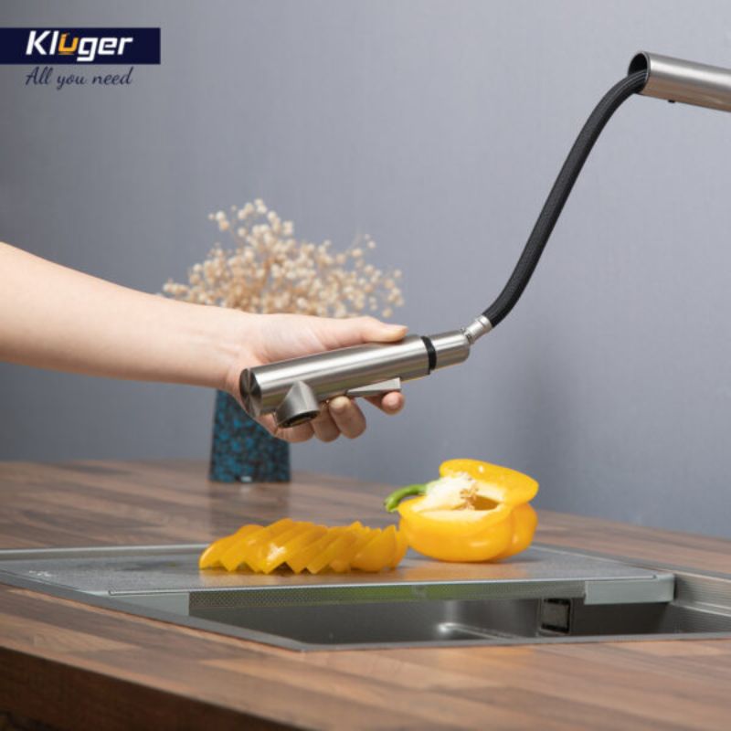 Vòi rửa bát nóng lạnh Kluger KLF0001S có dây rút 5 Hình ảnh vòi rửa bát nóng lạnh Kluger KLF0001S có dây rút
