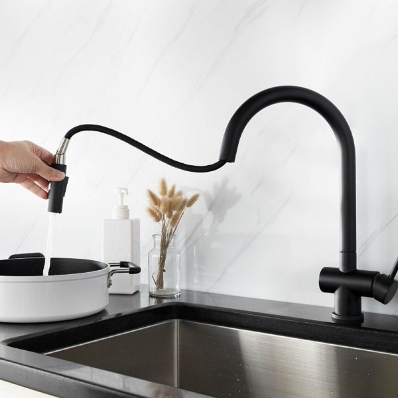 Vòi rửa bát nóng lạnh Kluger KLF0008B có dây rút 5 Hình ảnh vòi rửa bát nóng lạnh Kluger KLF0008B có dây rút