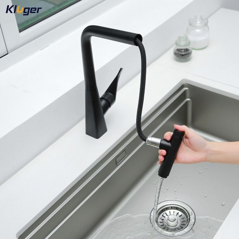Vòi rửa bát nóng lạnh Kluger KLF0016B có dây rút 5 Hình ảnh vòi rửa bát nóng lạnh Kluger KLF0016B có dây rút